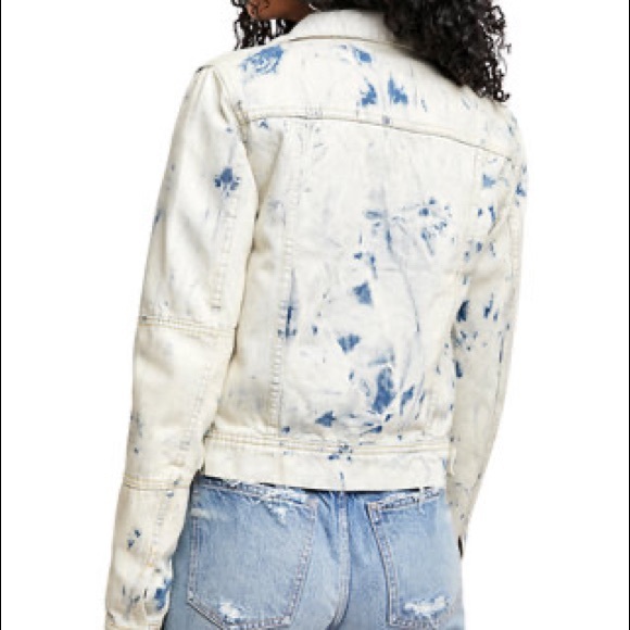 NWT! Free People Rumors Jones Tie Dye Blue Denim Jacket - Picture 2 of 10